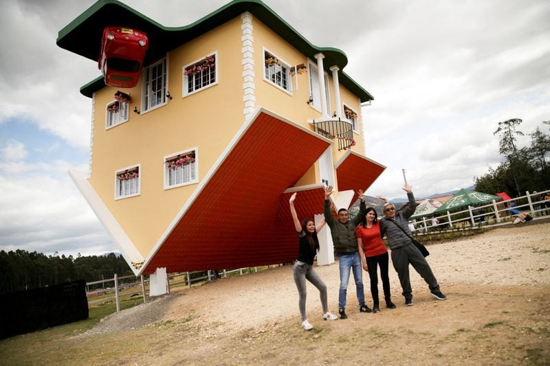 La Casa Loca Guatavita está cerca de Bogotá en Colombia y es muy visitada por curiosos que se sacan fotos o comparten videos en redes sociales (Fotos: REUTERS/Luisa González)