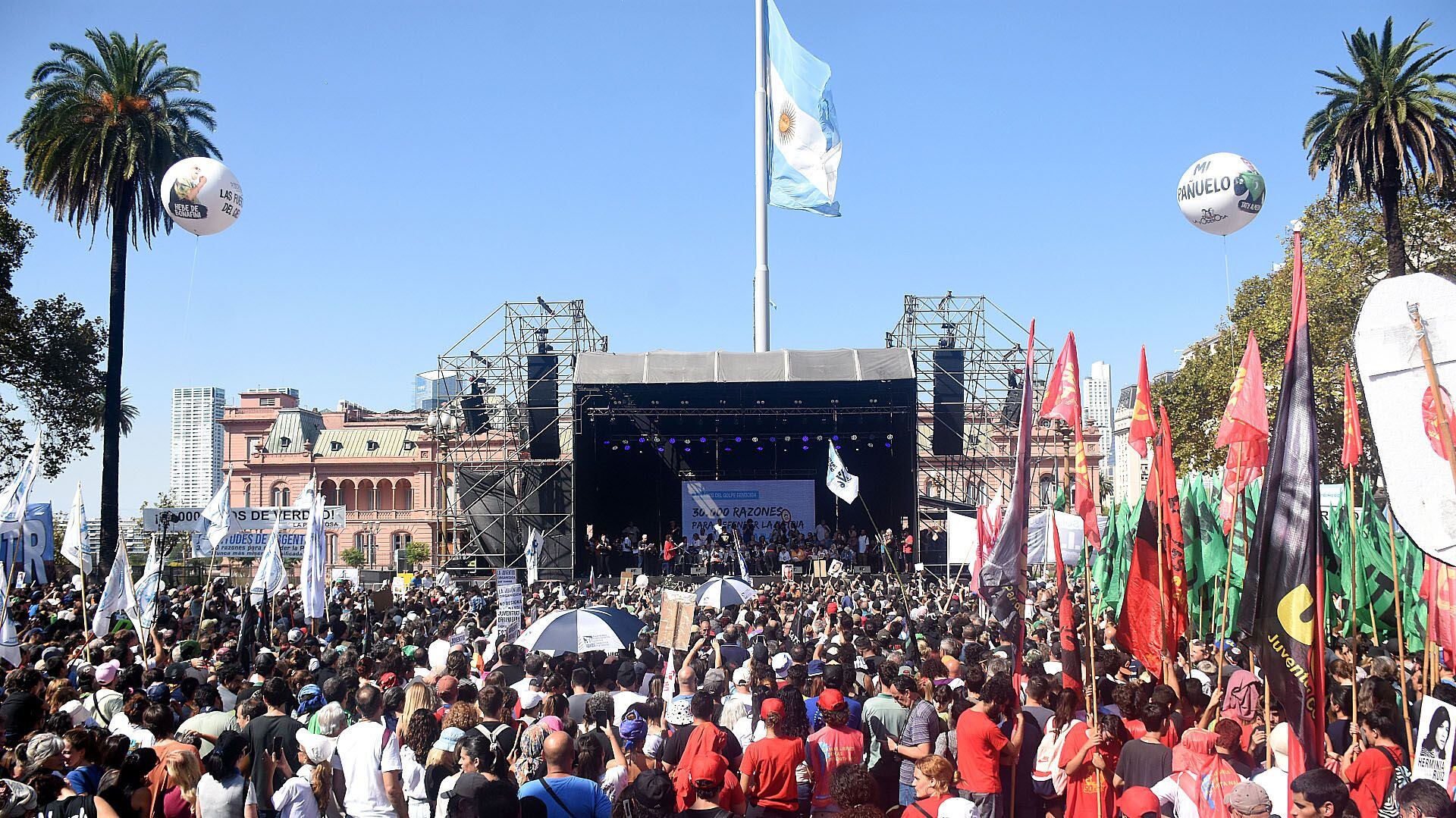 Marcha 24 de marzo - 24M -  Día de la Memoria - Acto Central Plaza de Mayo