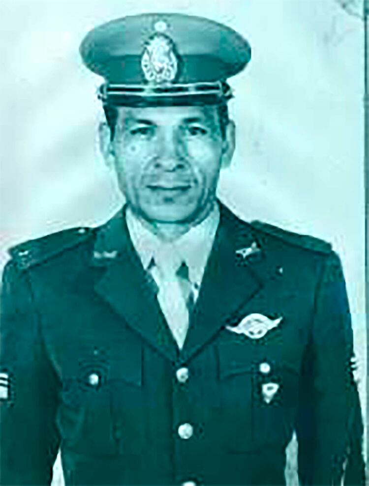 El sargento RamÃ³n Gumersindo Acosta, comando de la Gendarmeria Nacional, caÃ­do en acciÃ³n el 10 de junio de 1982