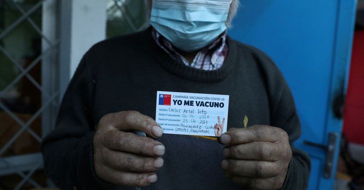 Chile expects stabilization after recent wave of COVID-19 infections: minister