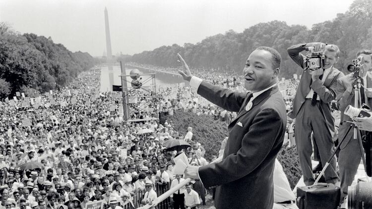 Martin Luther King, a sus 34 años, cuando pronunció frente a una multitud reunida en Washington en 1963 su célebre discurso 