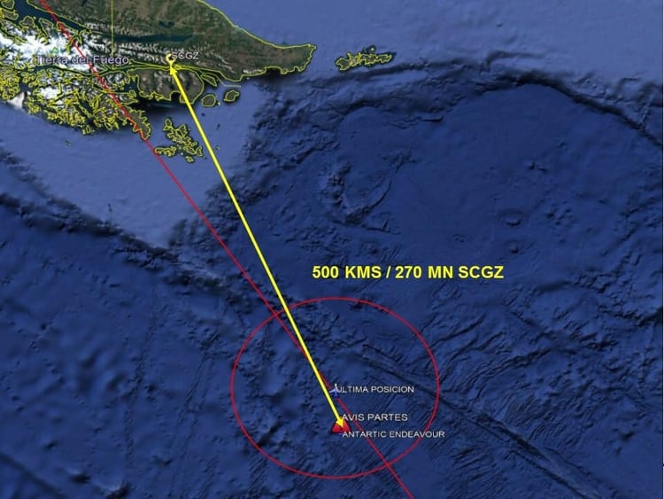 Una imagen satelital muestra el área en la que habría caído el avión de la Fuerza Aérea (REUTERS) 