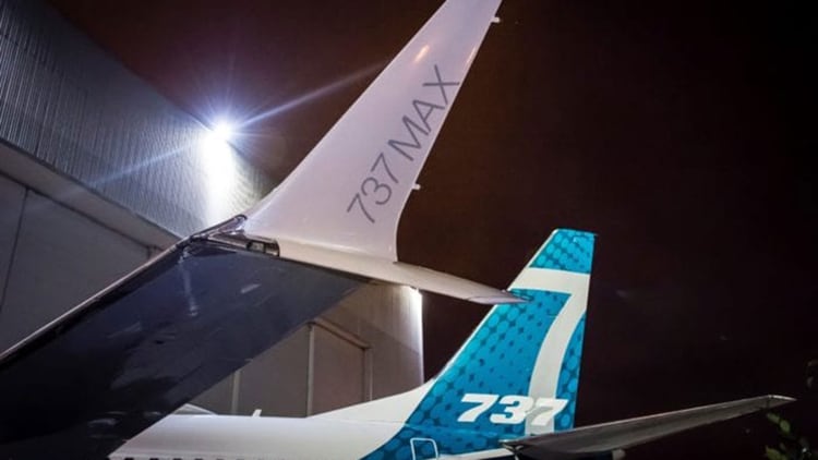 El Boeing 737 MAX fue prohibido en varios países tras una serie de accidentes (Archivo)