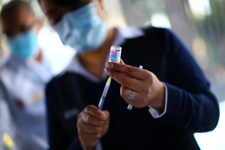 Ya inició la campaña de vacunación contra la influenza estacionaria (Foto: Reuters / Edgard Garrido)