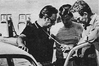 Eduardo Copello, Oreste Berta y Horacio Steven, quienes también los ayudó con el Gordini (Automundo)