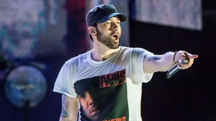 Eminem se casó con su novia de la infancia, Kimberly Scott, dos veces, en 1999 y 2006, y su relación tumultuosa fue a menudo el tema de sus canciones. (Shutterstock)