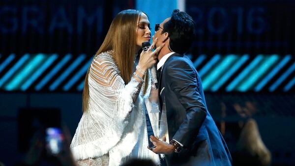 Jennifer Lopez y Marc Anthony en los Grammy Latinos en Las Vegas (Reuters)