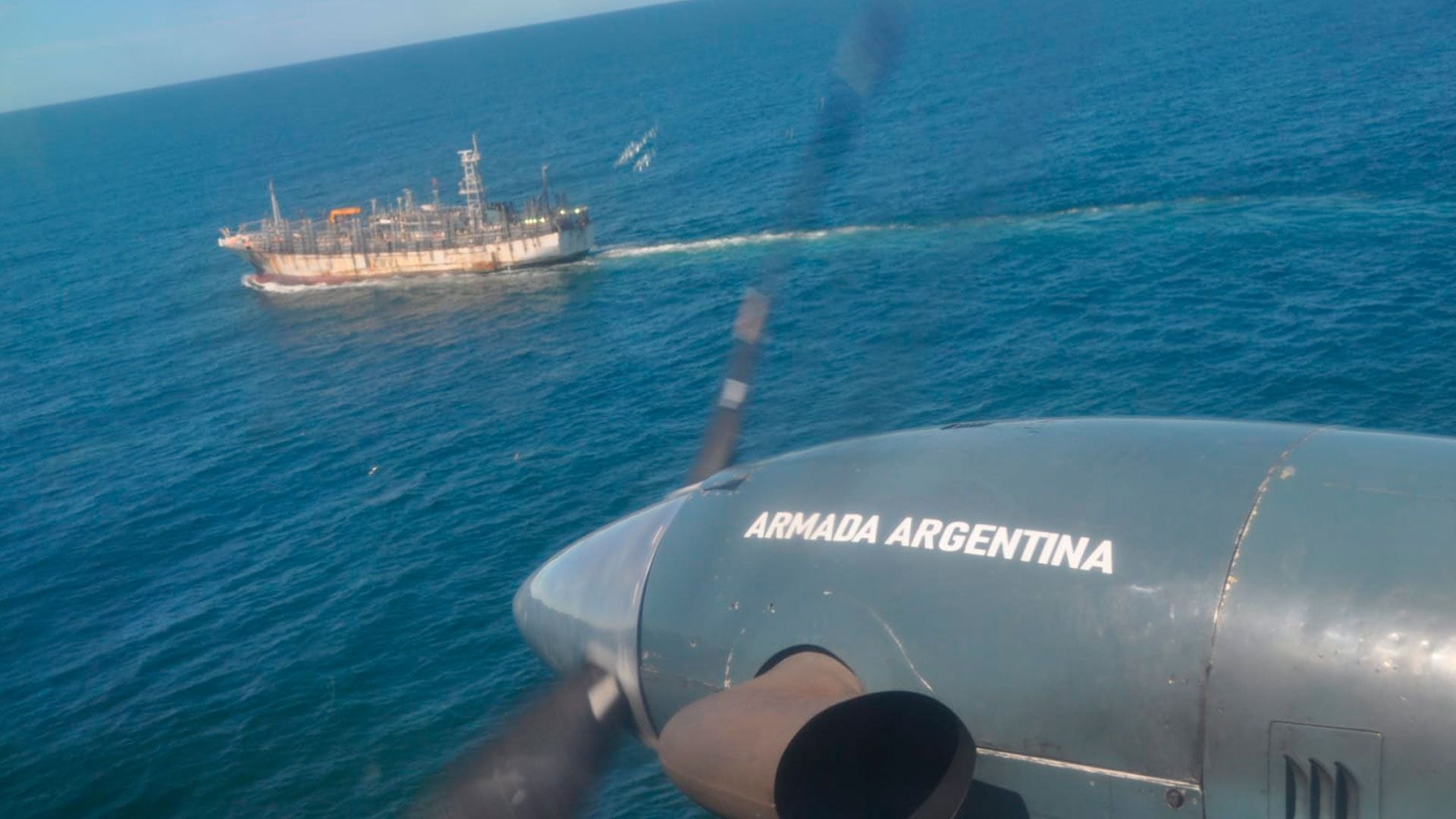 Los pesqueros chinos se ubican a partir de la milla 201 frente a las costas sudamericanas para evitar se aprehendidos por las fuerzas marítimas de los países.