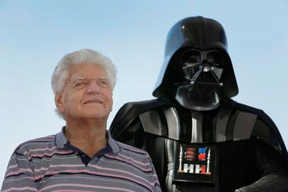 David Prowse, que interpretó el papel de Darth Vader en la saga original de ""La Guerra de las Galaxias" , murió a los 85 años
