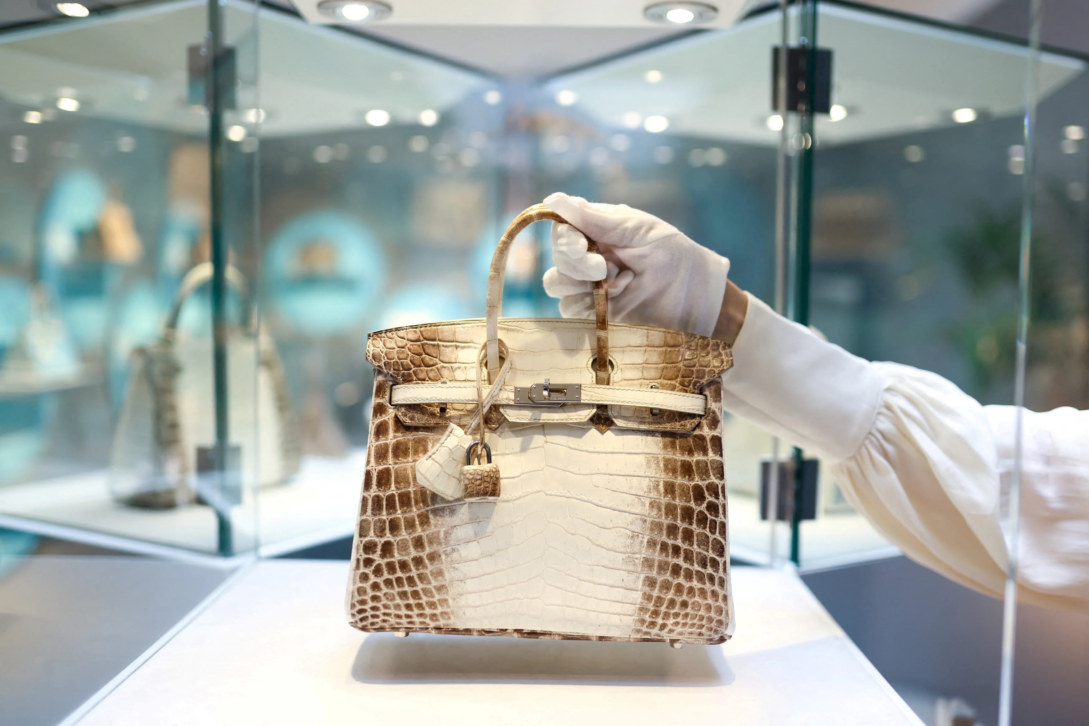 Jane Birkin inspiró la creación de los bolsos Hermes Birkin, que ahora se cotizan en miles de dólares
REUTERS/Tom Nicholson/File Photo