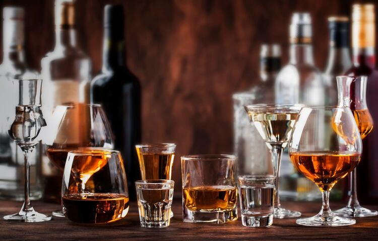 Según una encuesta, h ay tres tipos de consumidores de bebidas, el “fiestero”, el “amiguero” y el “bon vivant” (Shutterstock)