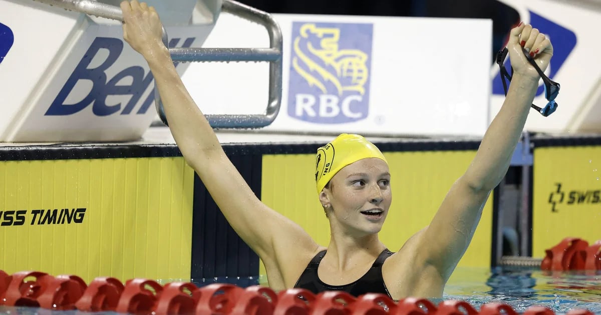 Get ready for Paris: Summer McIntosh breaks her 400m medley world record
