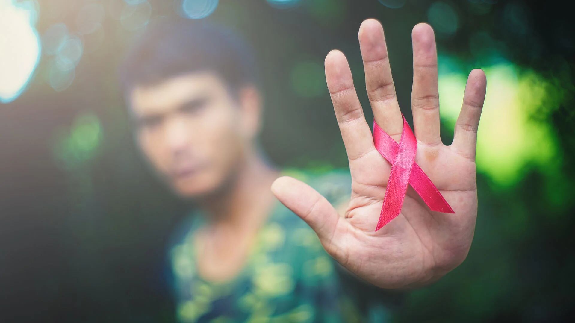 Dos millones de jóvenes de entre 10 y 19 años viven con VIH. (Shutterstock)