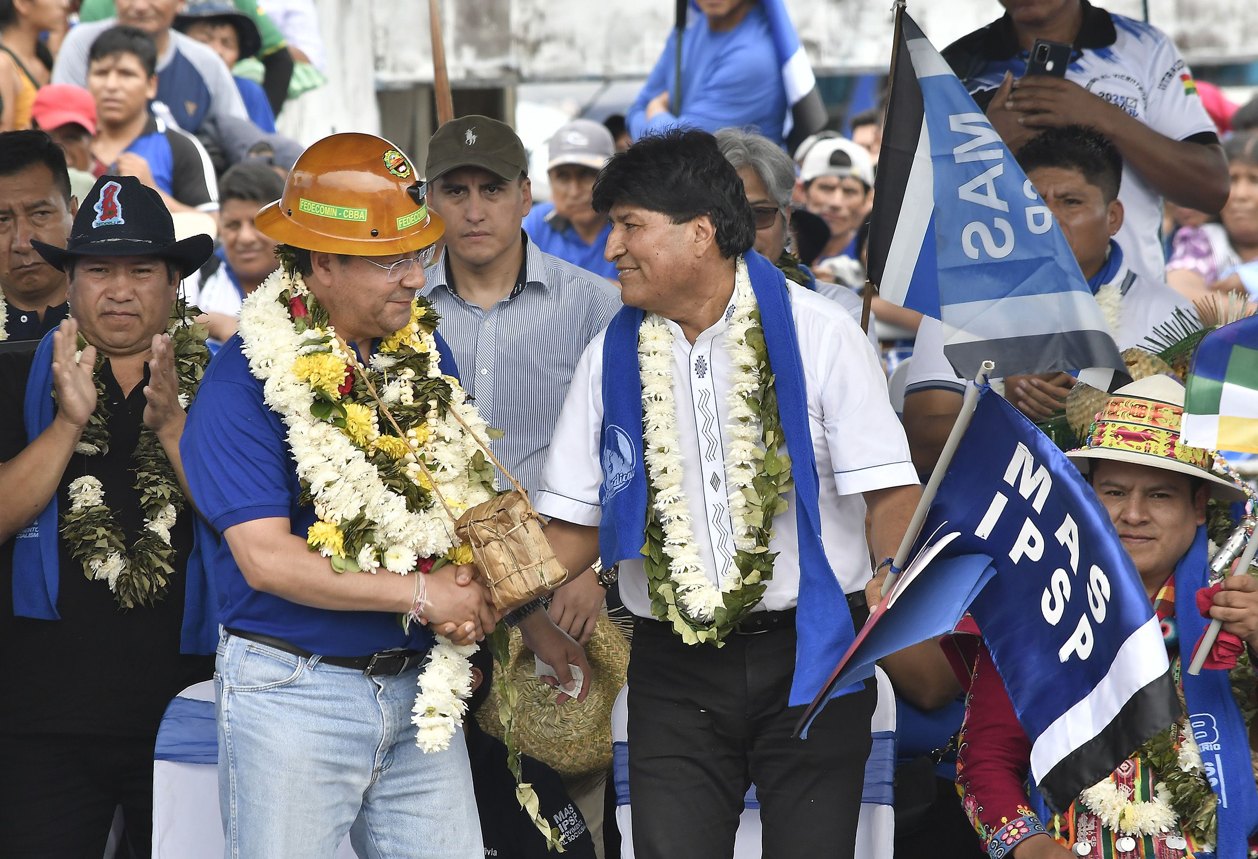 El presidente de Bolivia, Luis Arce (i), y el expresidente boliviano Evo Morales, en una fotografía de archivo. EFE/Jorge Ábrego
