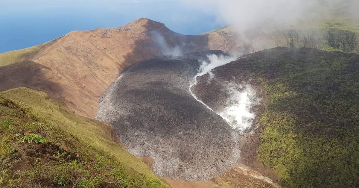 Alert in Saint Vincent and the Grenadines for eruptions of the La Soufriere volcano: what to do if you are a Mexican on the Caribbean island