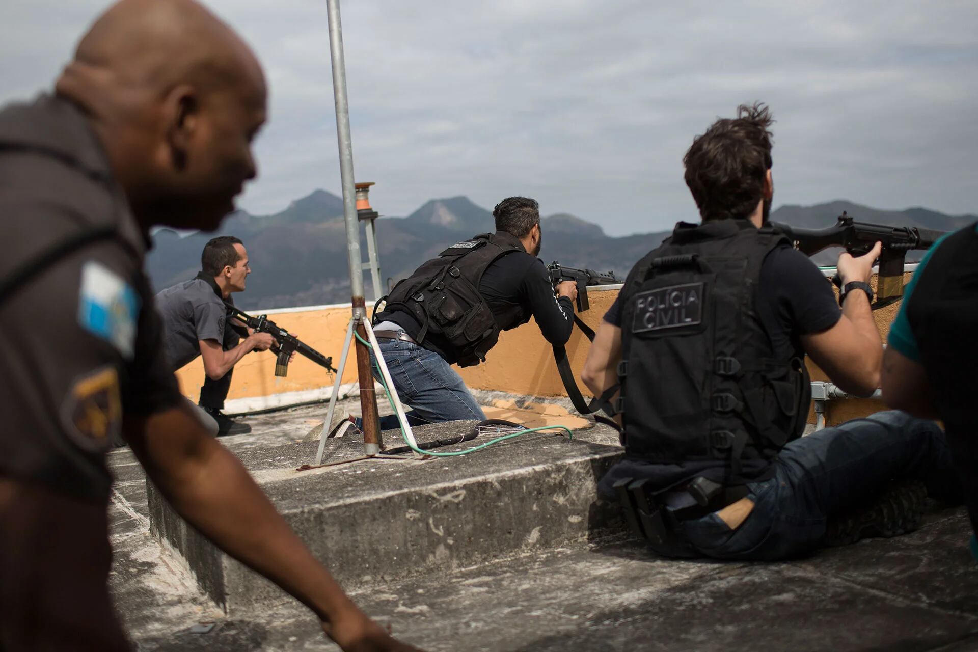 Las autoridades intensificaron las medidas de seguridad en todas las favelas de Río de Janeiro ante la inminencia de los Juegos Olímpicos (AP)