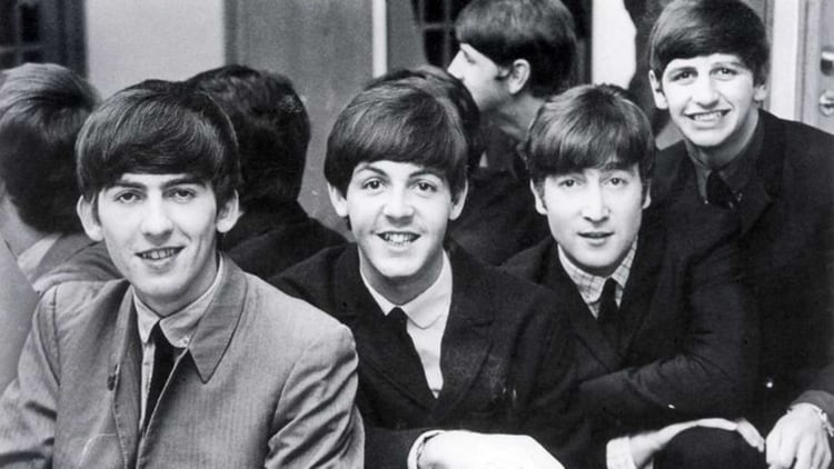 El primer disco de los Beatles que se editó en Argentina fue 