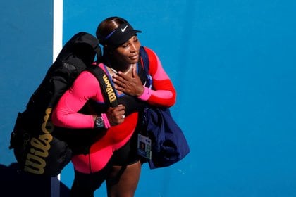 Serena Williams cometió muchos errores no forzados en la derrota ante Osaka (Reuters)