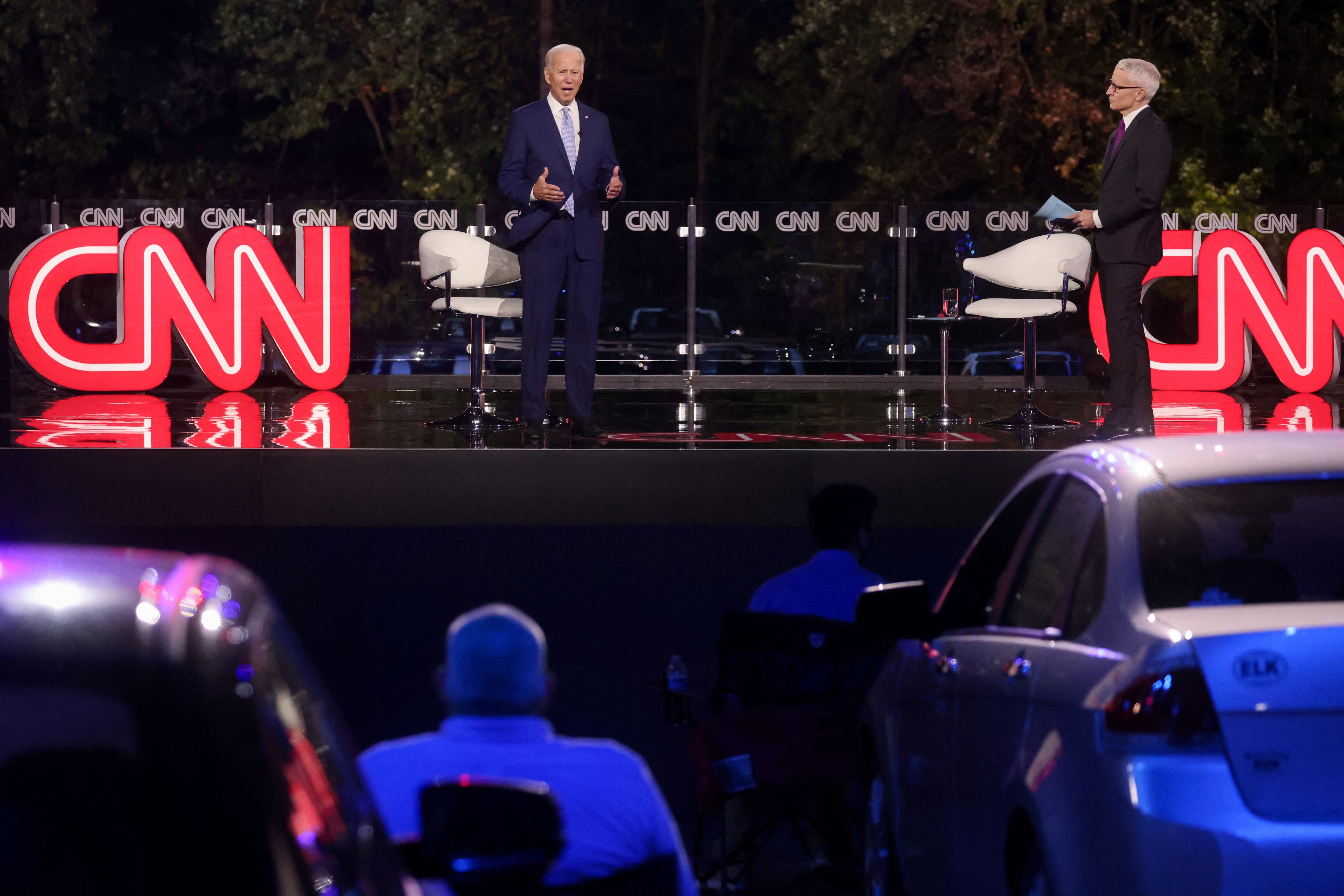 Democratic U.S. presidential nominee and former Vice President Joe Biden takes part in an outdoor town hall meeting with CNN host Anderson Cooper in Scranton, Pennsylvania, U.S. September 17, 2020. REUTERS/Jonathan Ernst