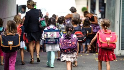 En Francia, las escuelas siguen abiertas a pesar de la segunda ola de contagios de Covid-19