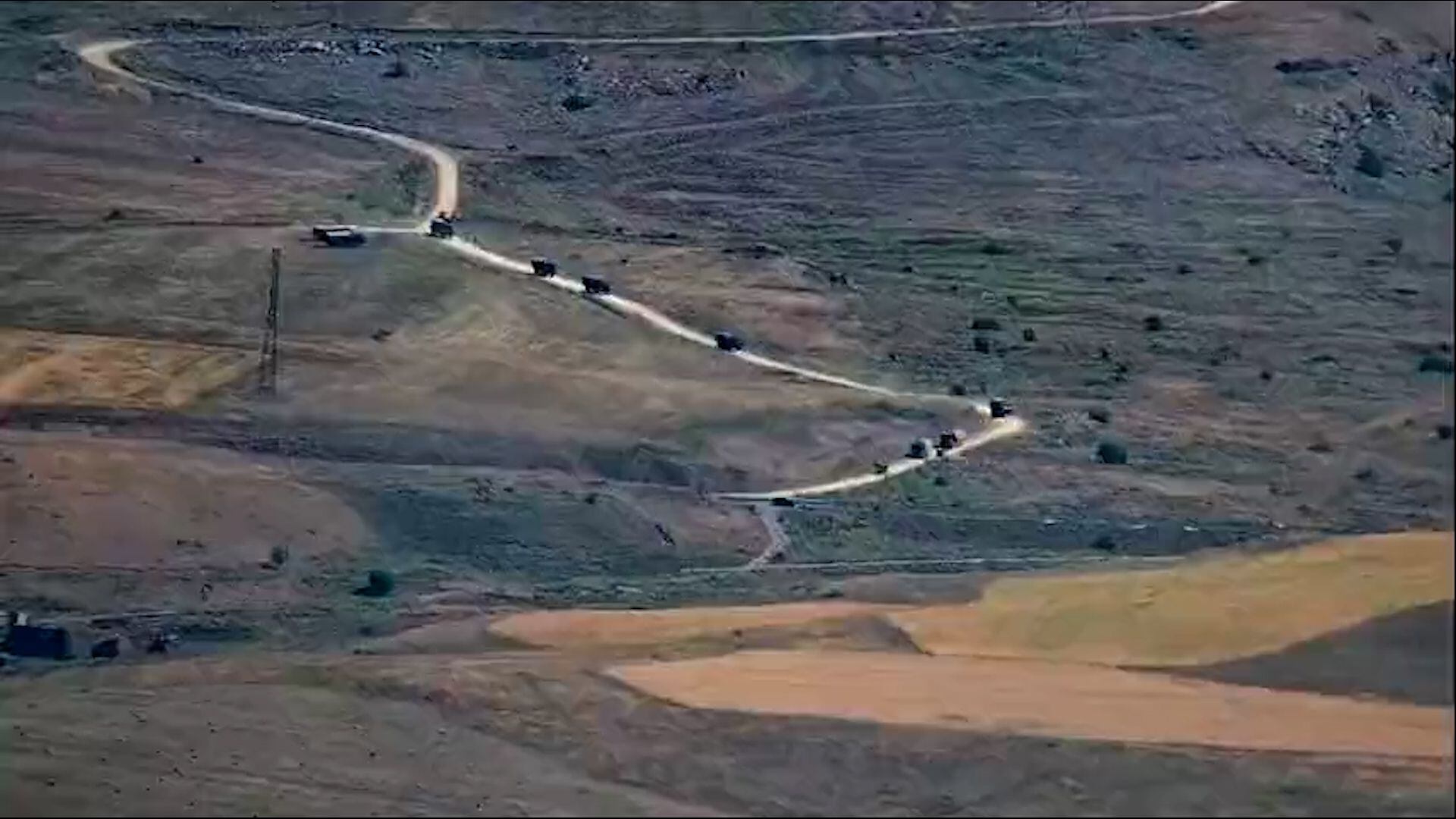 El Ejército armenio avanza hacia la frontera con Azerbaiyán en respuesta al inicio de los ejercicios militares