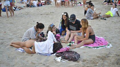Las playas de Gesell son las más frecuentadas por jóvenes y adolescentes (Gustavo Gavotti)