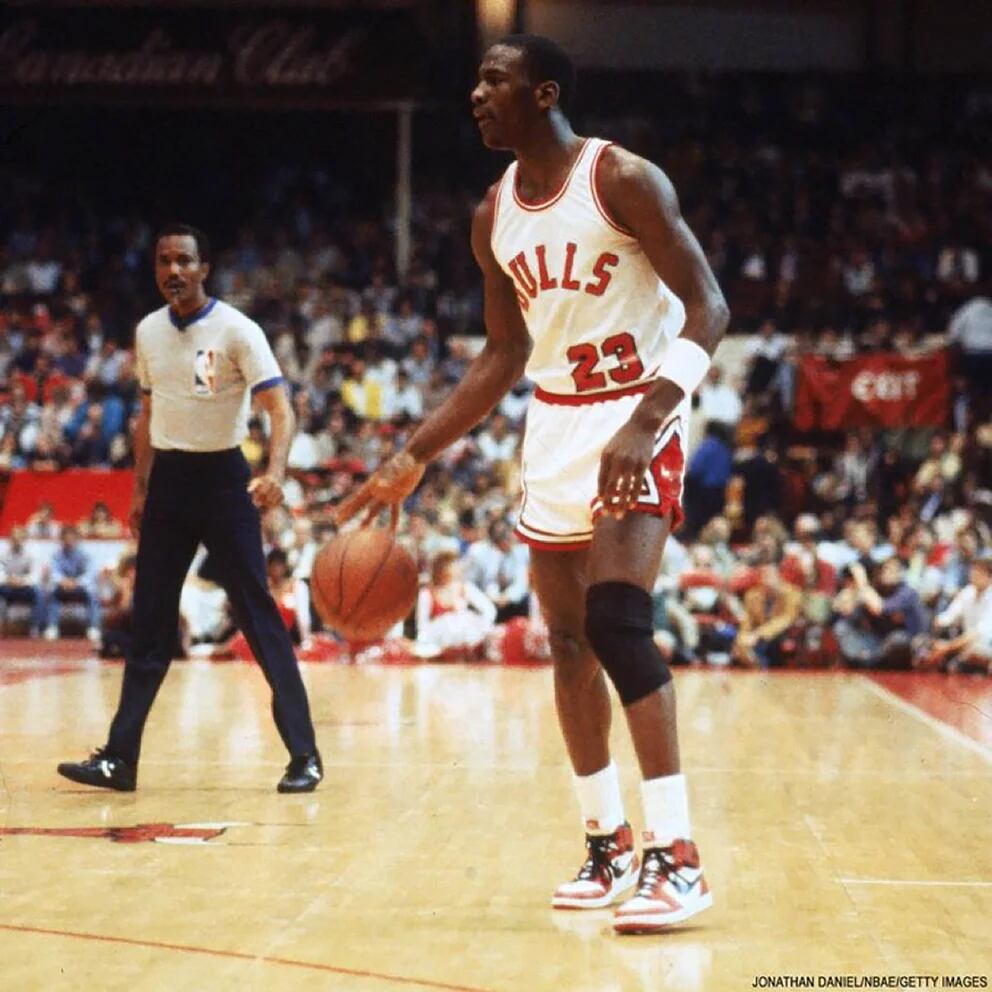 La historia de Michael Jordan y sus Air 1 prohibidos por la NBA