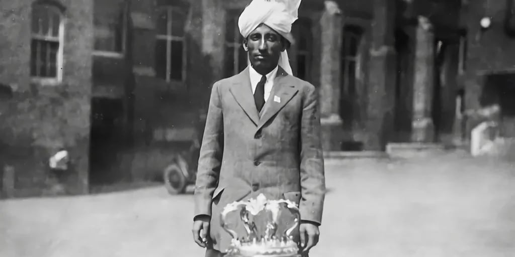 La increíble vida del sirviente indio que venció a un imperio y a dos campeones mundiales de ajedrez antes de morir recluido en un campo
