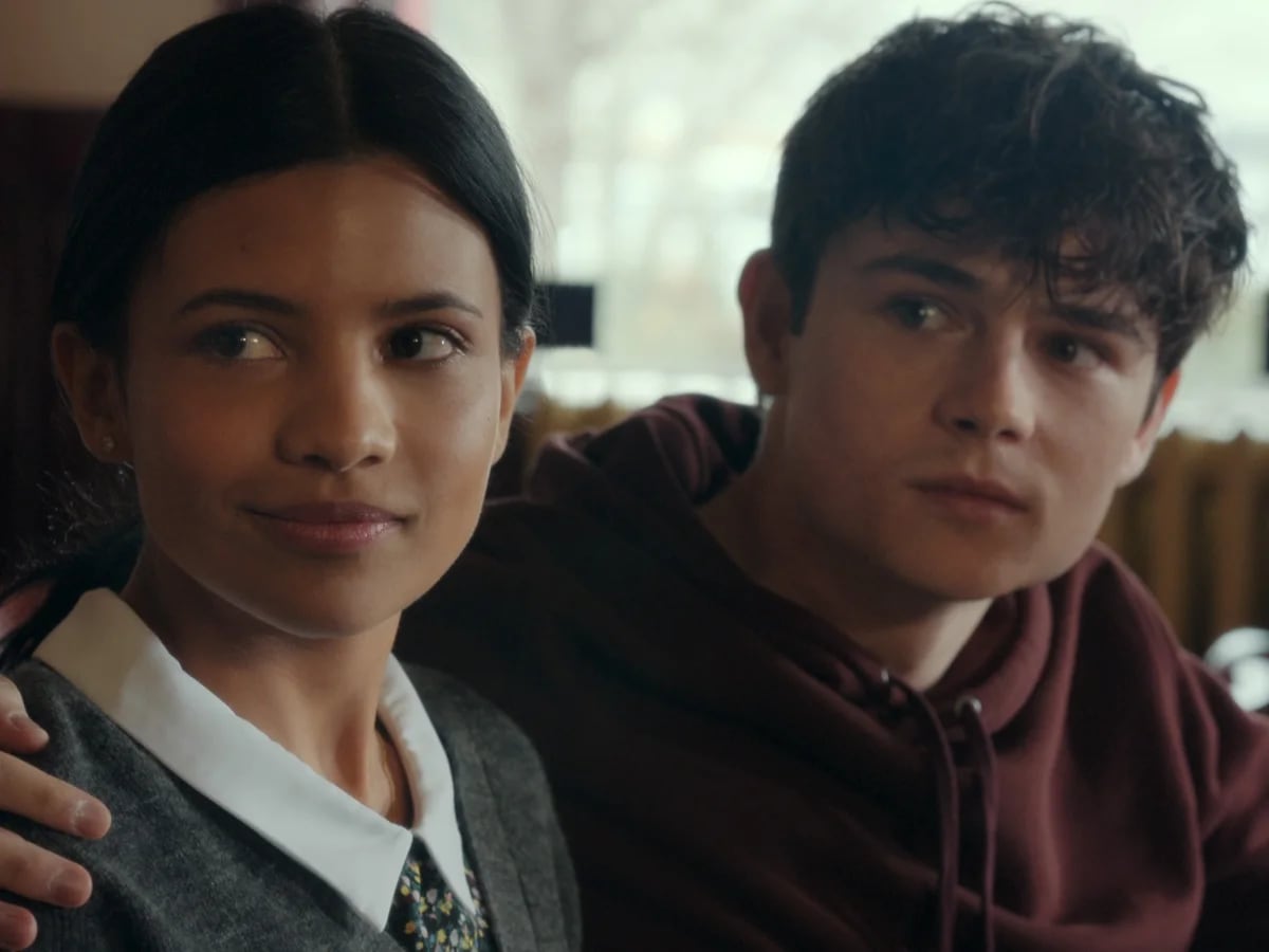 Mi vida con los chicos Walter: el romance se toma la serie juvenil de  Netflix