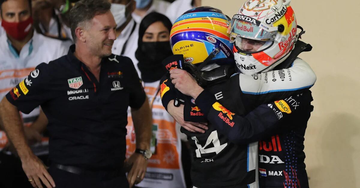 Die ergreifende Botschaft von Checo Pérez und Red Bull an Mercedes zur Meisterschaft in Verstappen