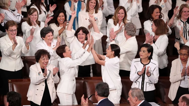 Mujeres demócratas en EEUU (REUTERS/Jonathan Ernst)