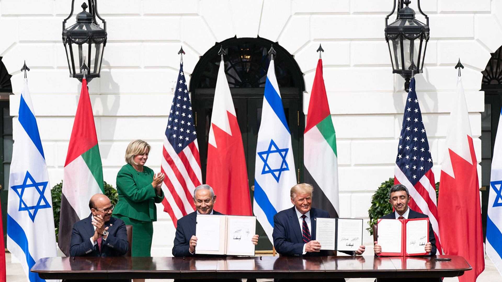 La firma de los Acuerdos de Abraham entre Israel, los Emiratos Árabes y Bahréin, con la mediación estadounidense, abrió un nuevo capítulo en la historia de Medio Oriente (Archivo DEF)