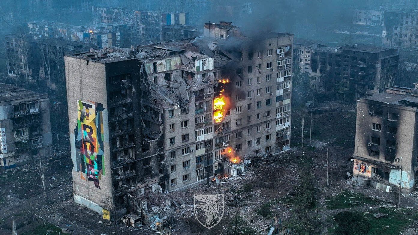 Un edificio destruido en Bakhmut (Fuerzas armadas de Ucrania/REUTERS)