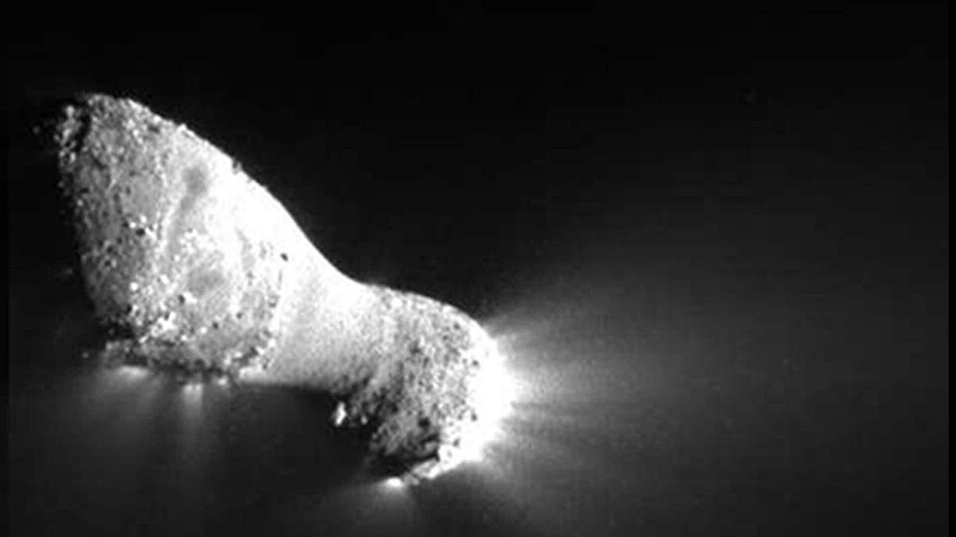 Un regalo del espacio exterior: el cometa C/2023 P1, bautizado en honor a su descubridor, se acerca a la Tierra, listo para deslumbrarnos en su máximo esplendor. (NASA)