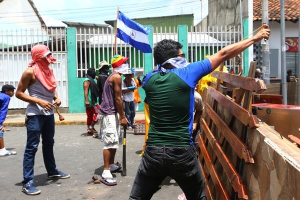 Más de 200 personas fueron asesinadas por la represión del régimen de Ortega (Reuters)