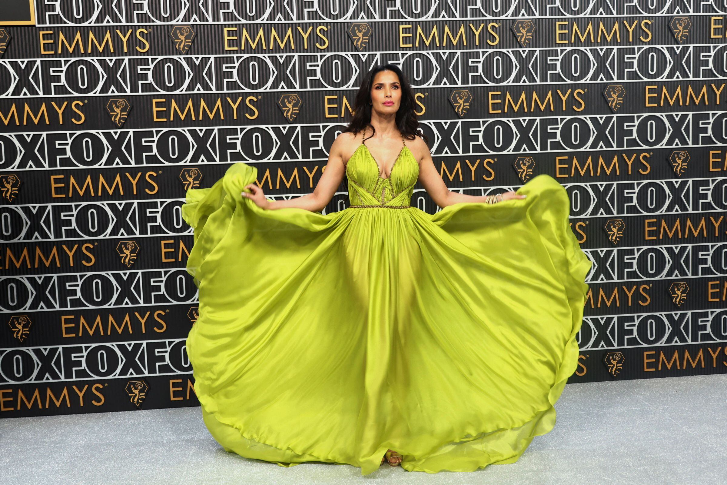 Padma Lakshmi, actriz y modelo, se llevó las miradas con su vestido antes de la gala /REUTERS/Aude Guerrucci