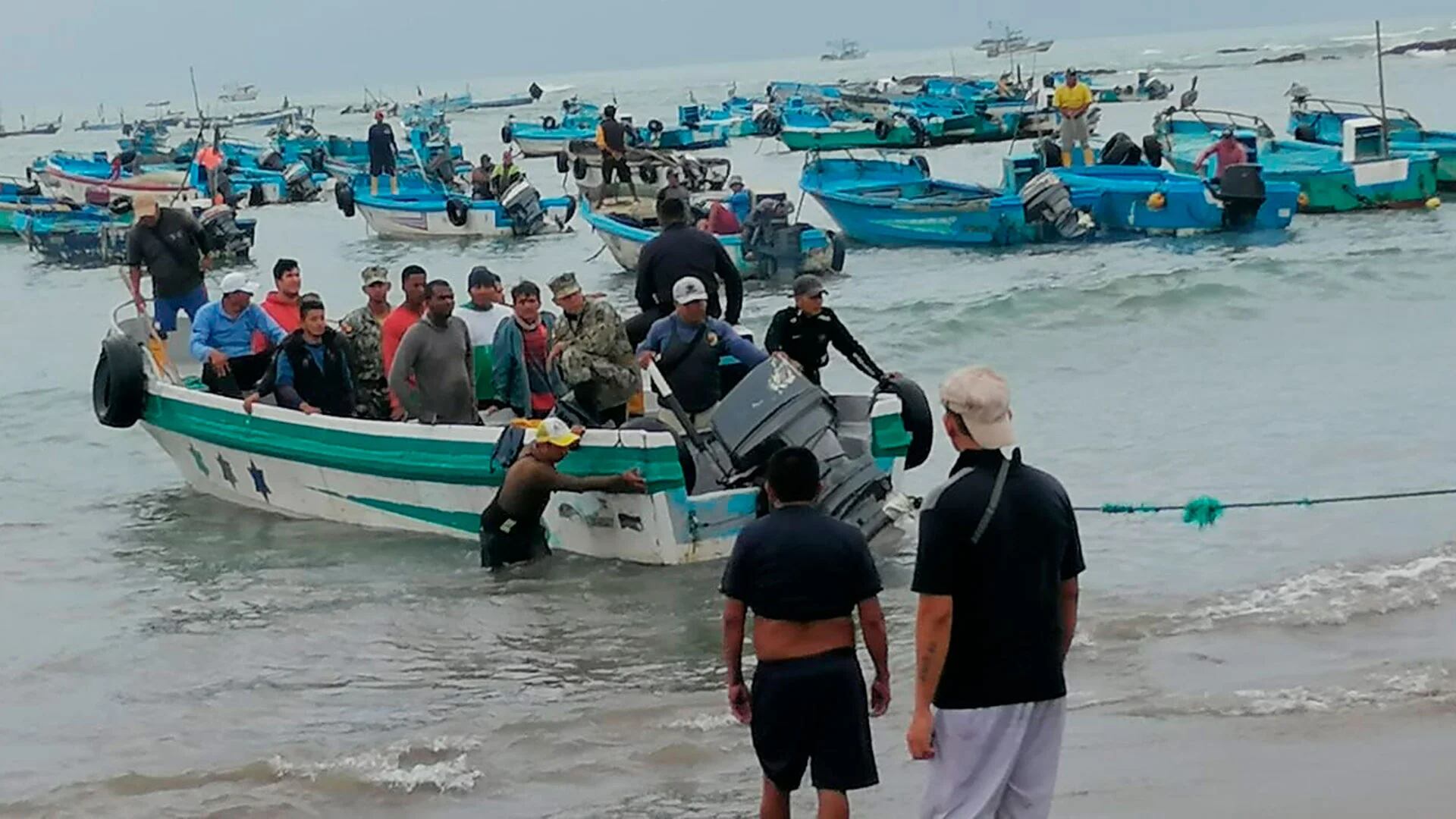 El naufragio de una lancha pesquera dejó un muerto en Ecuador