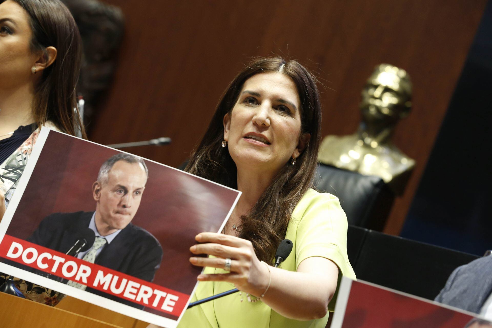 Legisladores de la oposición han acusado a López-Gatell de haber actuado de forma "autoritaria". (CUARTOSCURO)
