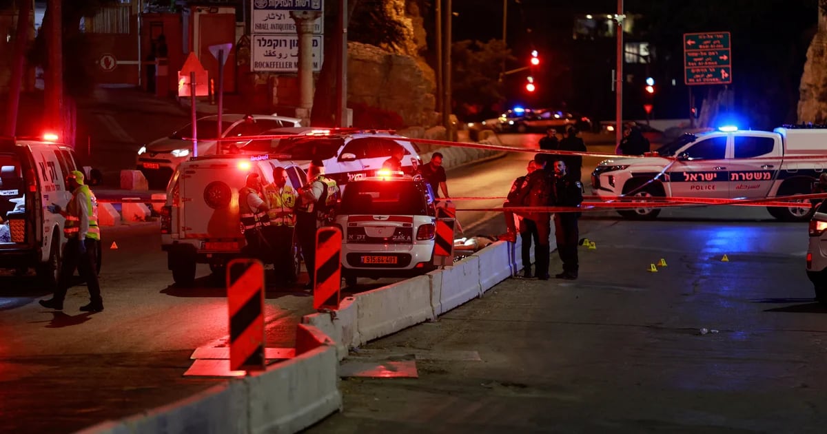 Attack in Jerusalem: Palestinian terrorist who opened fire on a police station was killed