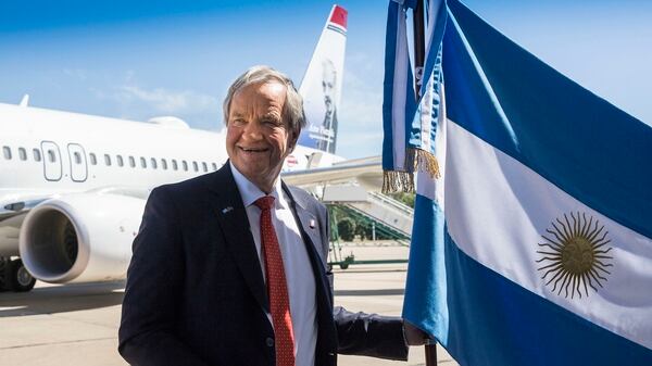 Kjos, en marzo, cuando acompañó a los reyes noruegos en una visita al país (Norwegian Air Argentina)