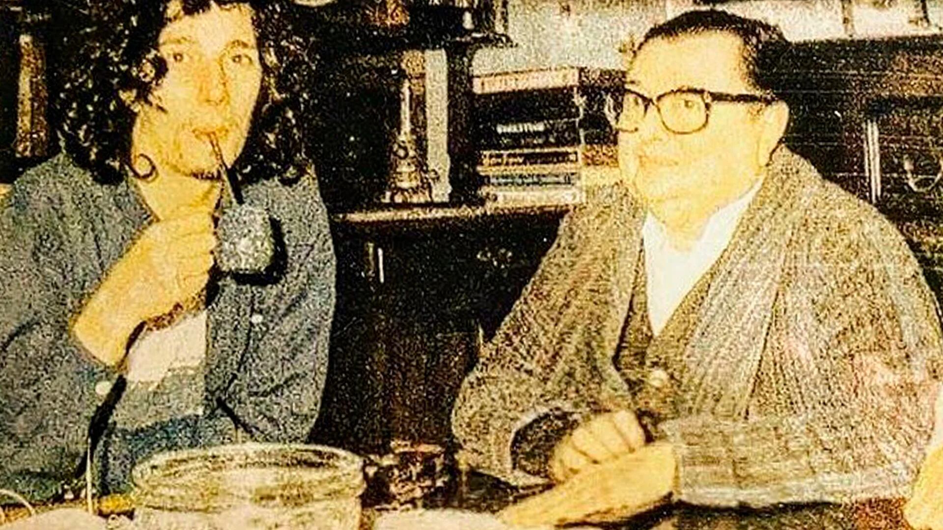Fito Páez en los años 80, junto a su papá Rodolfo Páez (@nstagram)