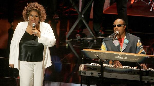 PASADENA, CA – SEPTEMBER 07: Singers Aretha Franklin (L) and Stevie Wonder perform onstage at the 10th Annual Soul Train Lady of Soul Awards held at the Pasadena Civic Auditorium on September 7, 2005 in Pasadena, California. Kevin Winter/Getty Images/AFP