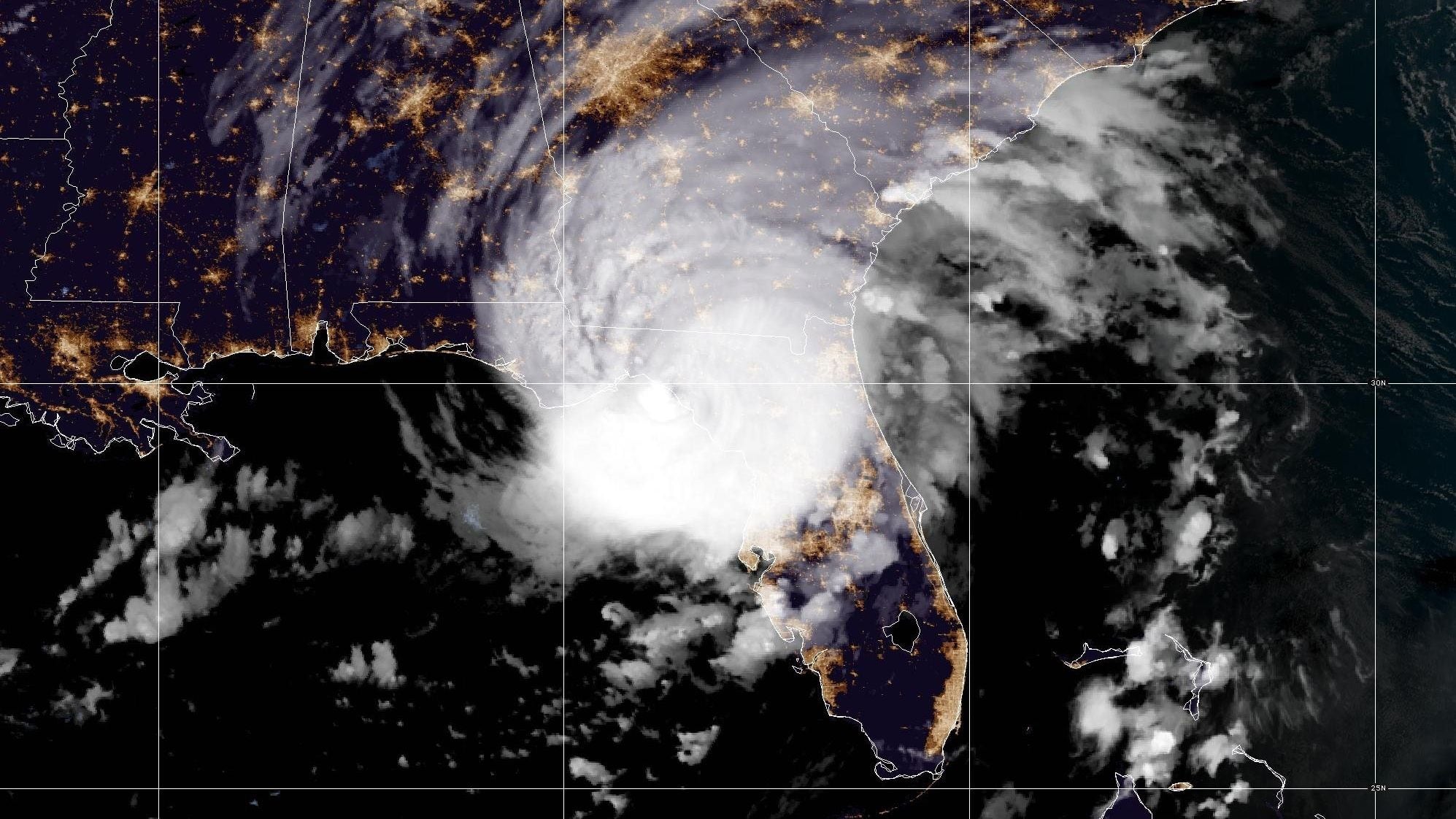 Idalia toca tierra. Imágen satelital de NHC