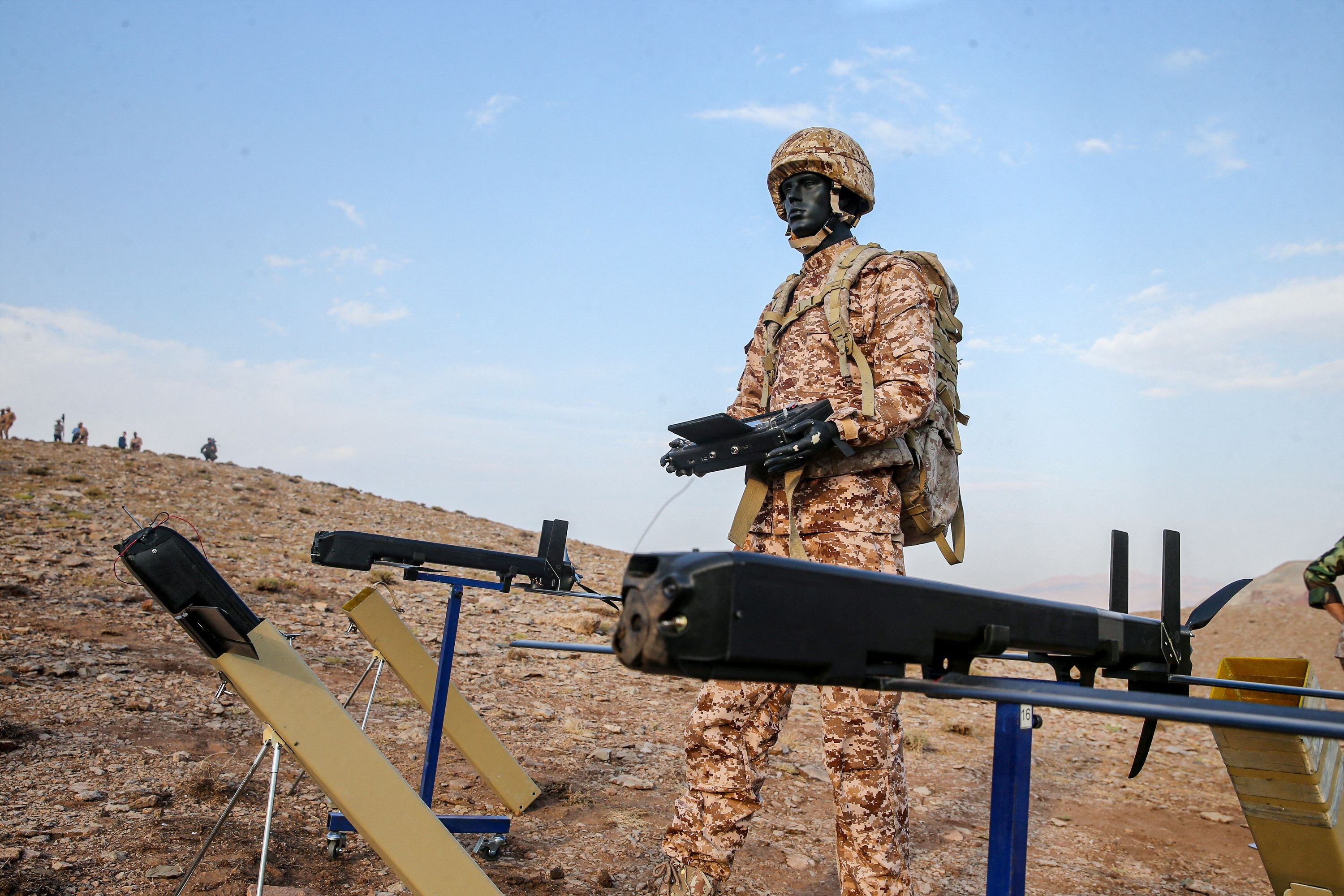 Un dron es visto durante un ejercicio militar de las fuerzas terrestres del Cuerpo de la Guardia Revolucionaria Islámica (IRGC) en el área de Aras, provincia de Azerbaiyán Oriental, Irán, 19 de octubre de 2022. IRGC/WANA (Agencia de Noticias de Asia Occidental)/Propaganda vía REUTERS/Archivo