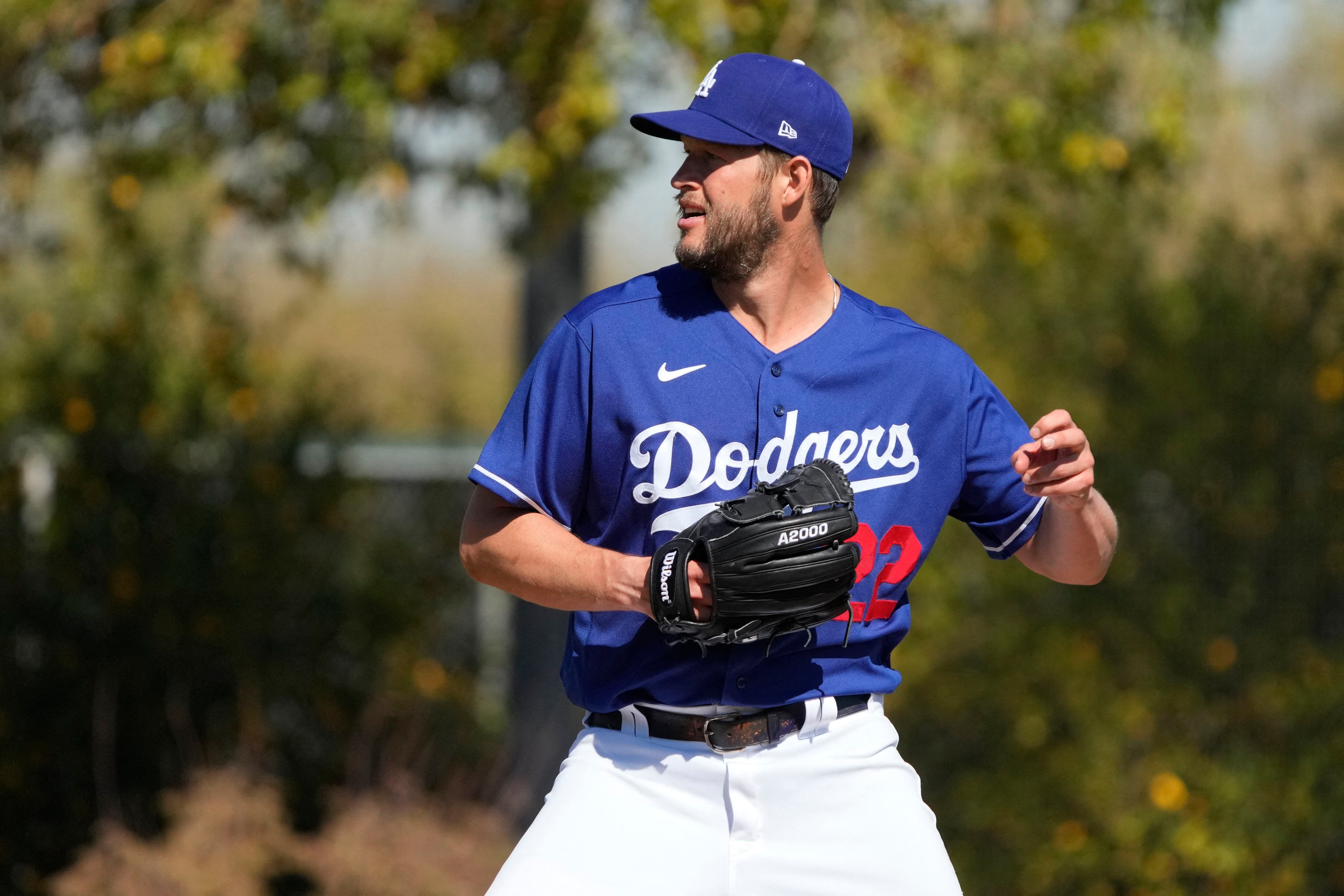 Dodgers: así es el equipo de lujo que acompañará a Julio Urías en la  temporada 2022 - Infobae