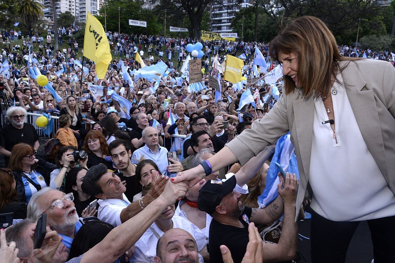 Patricia Bullrich, en el cierre de campaña porteño, en Barrancas de Belgrano 