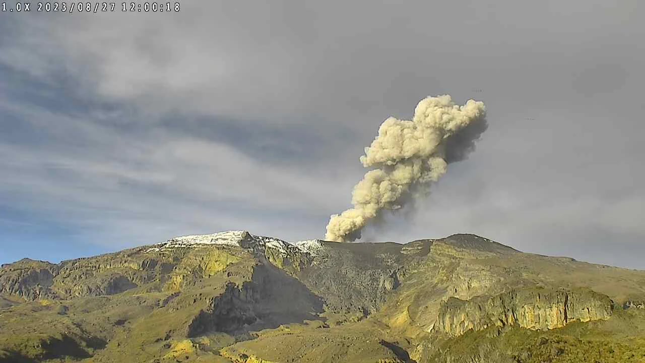 Volcán Nevado del Ruiz reportó aumento de emisiones de ceniza 