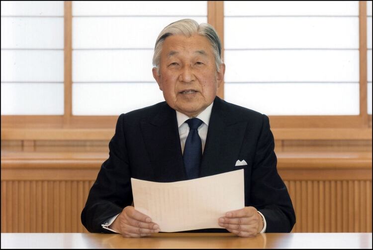 Tras 30 años de servicio el emperador Akihito abdica. Se trata de la primera vez en la historia de moderna de  una abdicación en la monarquía más antigua del mundo.