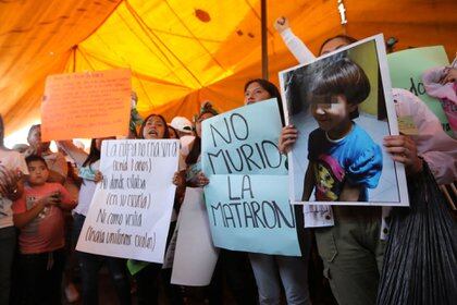 Los cinco funcionarios habrían entorpecido la búsqueda de la menor (Foto: REUTERS/Edgard Garrido)