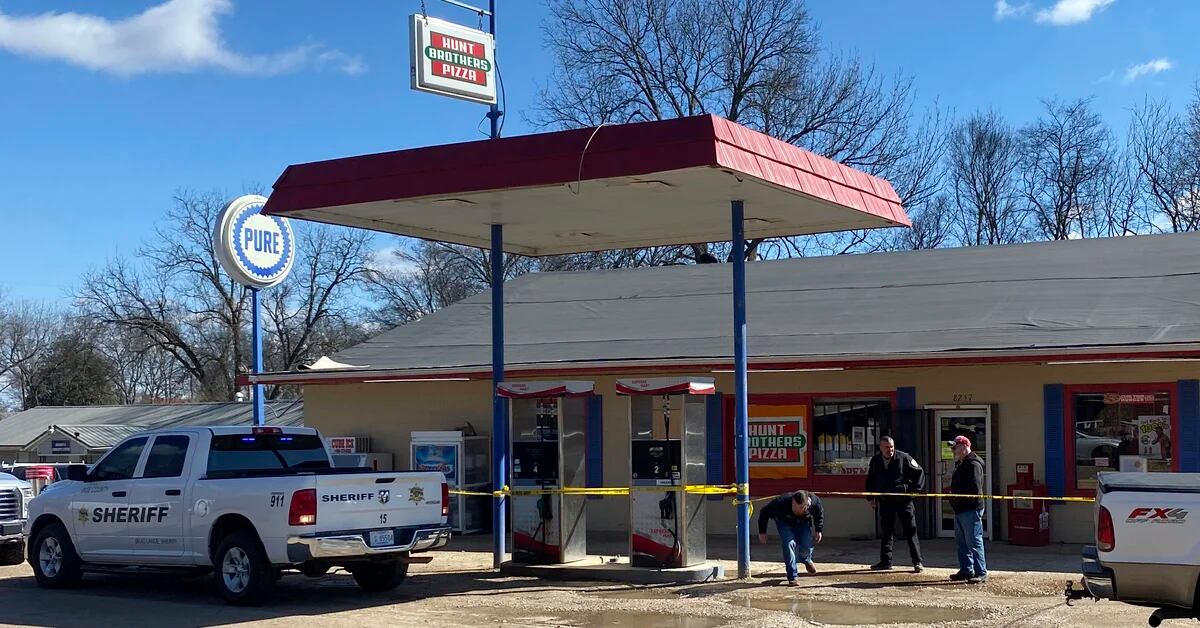 6 people shot dead in Mississippi town